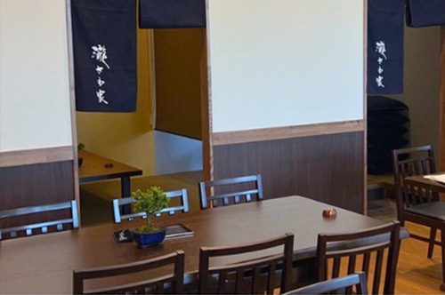 多賀城店の内観